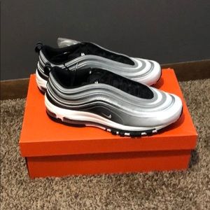 Men’s Nike Air Max -Size 9.5 Never Worn!!!